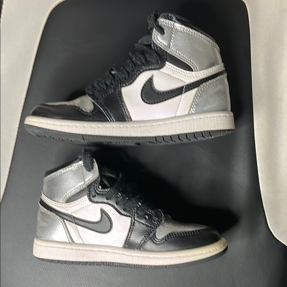 Jordan 1 Retro High OG TD Black and Silver Toe Toddler Size 11C Sneakers - Picture 11 of 17
